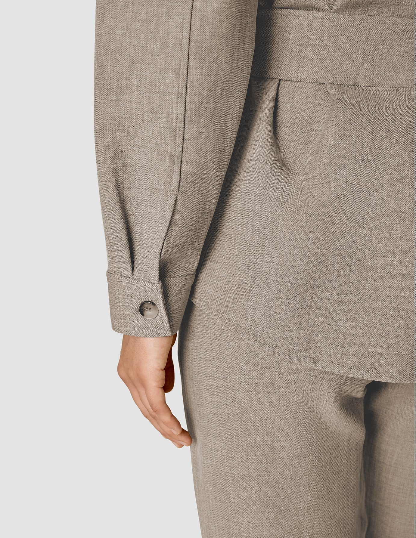 Belted Overshirt Cloud Beige